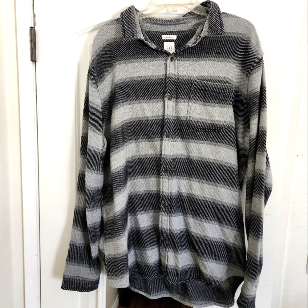Mens XL thick button up